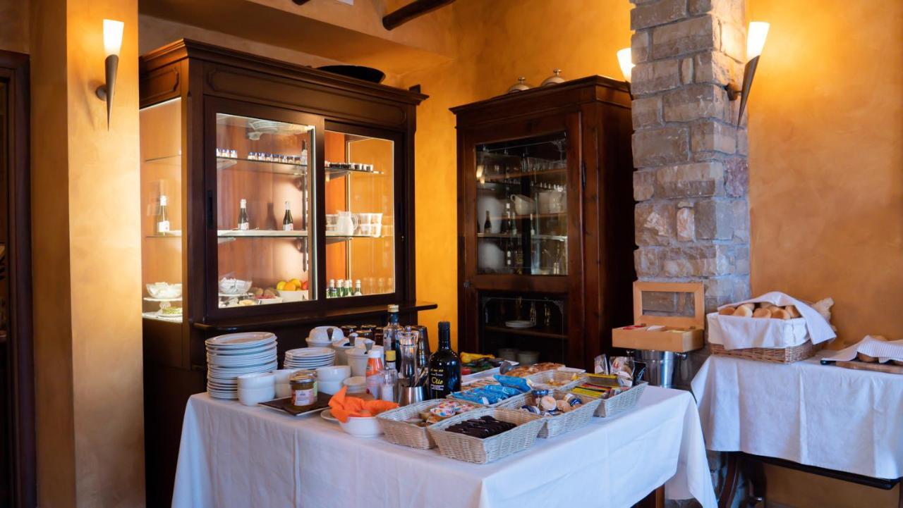 Albergo Ristorante Montebaldo リモーネ・スル・ガルダ エクステリア 写真