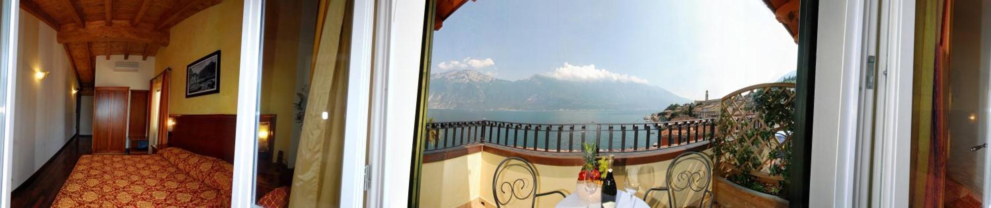 Albergo Ristorante Montebaldo リモーネ・スル・ガルダ 部屋 写真