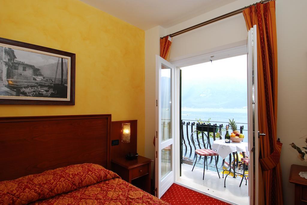 Albergo Ristorante Montebaldo リモーネ・スル・ガルダ 部屋 写真